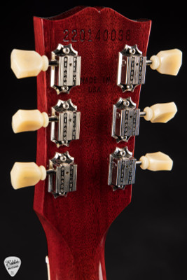 ES-335 Sixties Cherry electric guitar