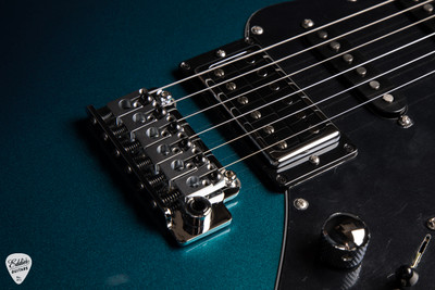 Suhr Pete Thorn Standard HSS Signature Ocean Turquoise electric guitar