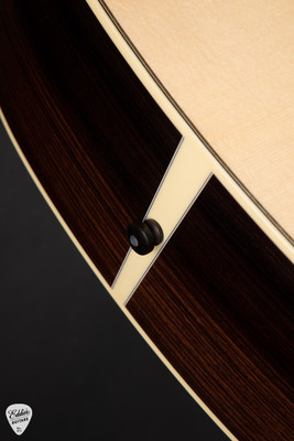 Collings OM3 Cutaway – German Spruce & Indian Rosewood acoustic guitar