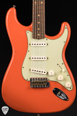 Used – Fender Custom Shop Wildwood 10 ’61 Stratocaster Journeyman – Faded Cadmium Orange (2022) Electric Guitar