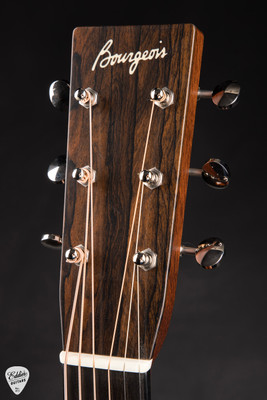 Bourgeois 000 Deep Body Hog Top - Beeswing Mahogany Acoustic Guitar