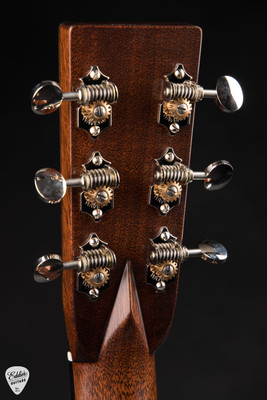 Bourgeois 000 Deep Body Hog Top - Beeswing Mahogany Acoustic Guitar