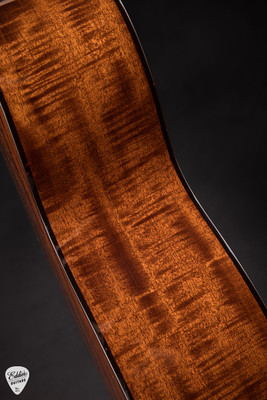 Bourgeois 000 Deep Body Hog Top - Beeswing Mahogany Acoustic Guitar