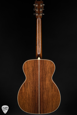 Collings OM2H-T - Old Growth Sitka Spruce & Madagascar Rosewood Acoustic Guitar