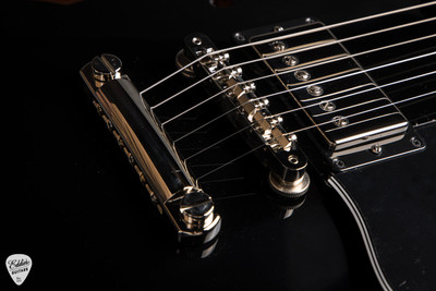 --- No Cha Gibson ES-335 Vintage Ebony electric guitarnge ---