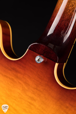 Gibson Custom Shop PSL ’64 ES-335 Figured Reissue Gloss Abilene Burst electric guitar