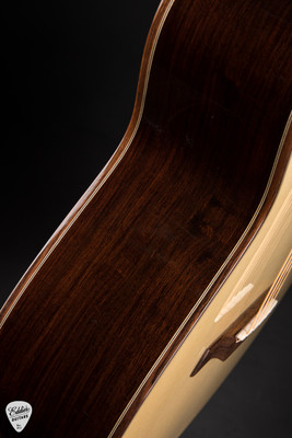 Roggero RGo-M 12 Fret - Swiss Moon Spruce & Madagascar Rosewood Acoustic Guitar