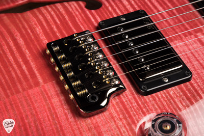 Paul Reed Smith Eddie’s Guitars Wood Library Special Semi Hollow Bonni Pink Smokeburst/Cocobolo Fingerboard/Figured Maple Neck Electric Guitar