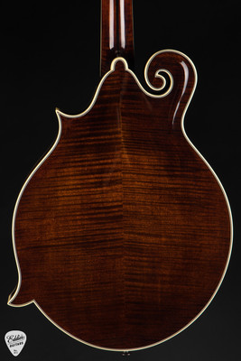 Bourgeois M5-F Black Top - Aged Tone Adirondack Spruce & Aged Tone Maple Mandolin