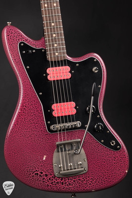 Nash JM63 - Crackle Pink/Black - Eddie's Guitars