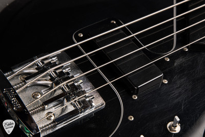 Used Gibson Victory Artist Bass Ebony 1981 bass guitar