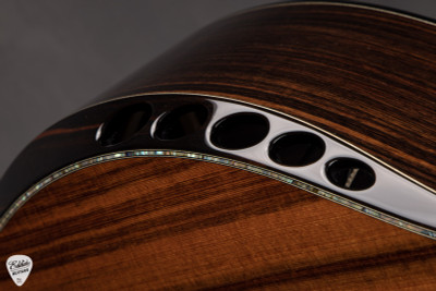 2022 – Kevin Ryan Paradiso Grand Concert – Sinker Redwood & Indian Rosewood Acoustic Guitar