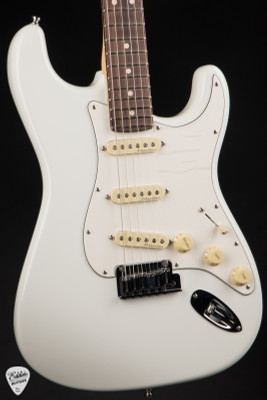 2024 – Fender Custom Shop Jeff Beck Stratocaster Electric Guitar in Olympic White