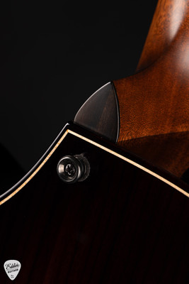 Taylor 50th Anniversary Builder’s Edition 812ce LTD – Sinker Redwood & Indian Rosewood acoustic guitar