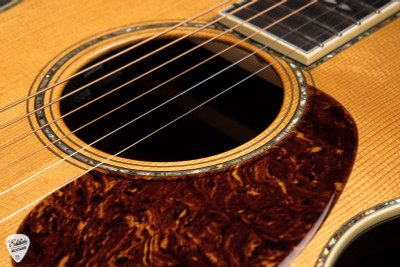 Used – Bourgeois OMS Style 42 – Aged Tone Adirondack Spruce & Cocobolo (2017) Acoustic Guitar