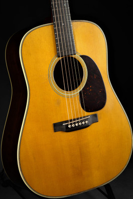 Martin D-28 Authentic 1937 VTS Aged #2192809