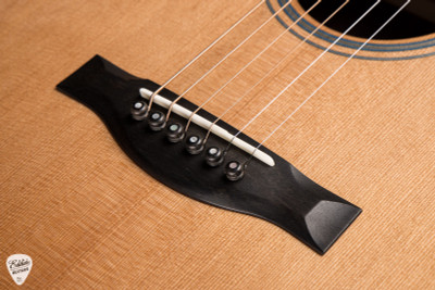 Santa Cruz Fingerstyle – Western Red Cedar & Indian Rosewood Acoustic Guitar