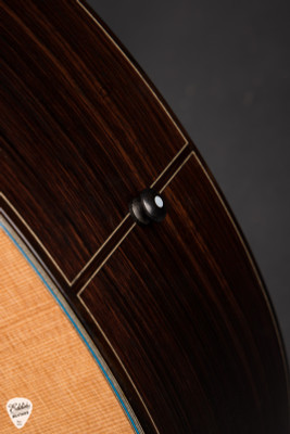 Santa Cruz Fingerstyle – Western Red Cedar & Indian Rosewood Acoustic Guitar