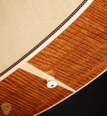 Goodall Traditional 000 - Italian Spruce & Fiddleback Mahogany