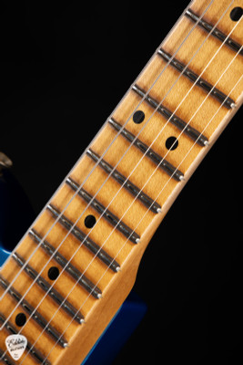 Fender Custom Shop Limited Edition 50s Tele Thinline Relic Aged Blue Flower electric guitar