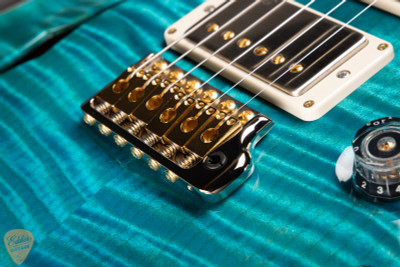 Paul Reed Smith Special Semi-Hollow Blue Matteo electric guitar