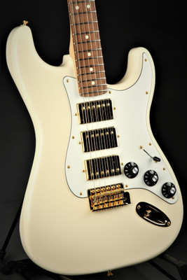 Fender Channel Exclusive Mahogany Black Top Stratocaster HHH - Olympic White #MX19160977