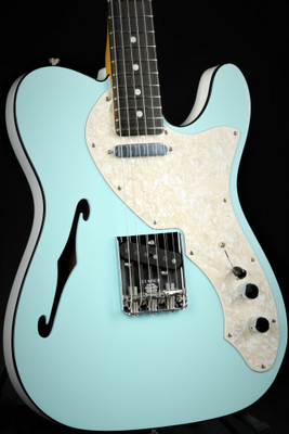 Fender 2019 Limited Edition Two-Tone Telecaster - Daphne Blue #US19096986
