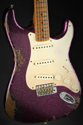 Fender Eddie's Guitars Exclusive Custom Shop 1957 Stratocaster Roasted Ash Heavy Relic - Magenta Sparkle #R100111