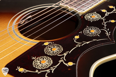 Gibson SJ-200 Original Vintage Sunburst acoustic guitar