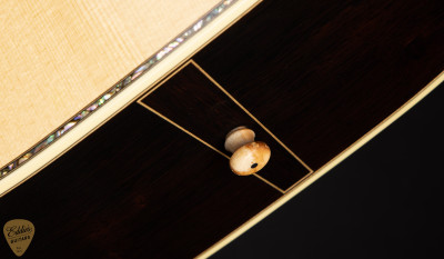 Used – Bourgeois OM Style 42 Italian Spruce & Brazilian Rosewood (2017) Acoustic Guitar