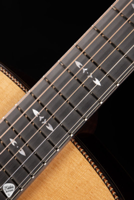 Bourgeois OM Signature Touchstone – Torrefied Sitka Spruce & Madagascar Rosewood Acoustic Guitar