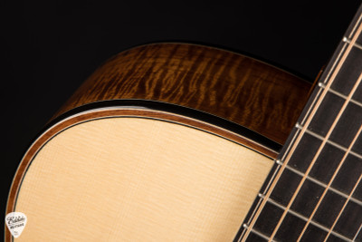 Irvin Guitars SB Signature Baby – Lutz Spruce & Koa Acoustic Guitar