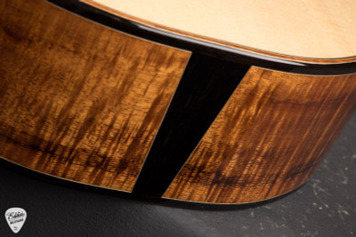 Irvin Guitars SP Signature Parlor – Lutz Spruce & Koa Acoustic Guitar