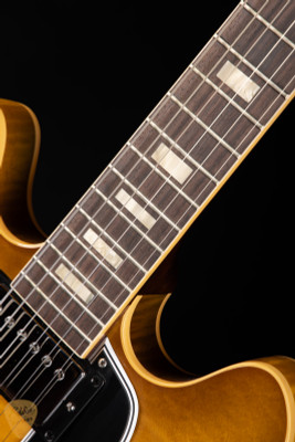 Gibson Custom Shop PSL ’64 ES-335 Figured Reissue Gloss Green Lemon electric guitar