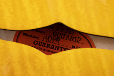 Gibson Custom Shop PSL ’64 ES-335 Figured Reissue Gloss Honey Lemon Fade Electric Guitars