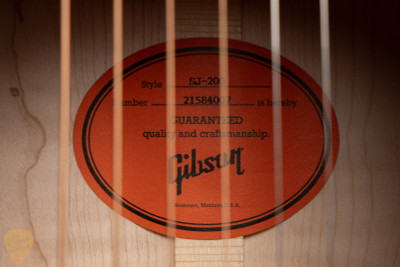 Gibson SJ-200 Original Antique Natural acoustic guitars