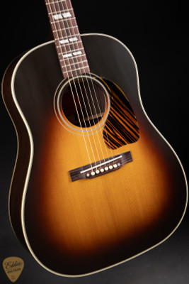 Gibson 1942 Banner Southern Jumbo Vintage Sunburst acoustic guitars