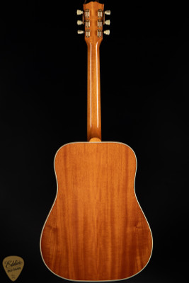 Gibson Hummingbird Original Heritage Cherry Sunburst acoustic guitars