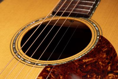 Used – Bourgeois OM Style 42 Aged Tone German Spruce & Guatemalan Rosewood Acoustic Guitar (2017)