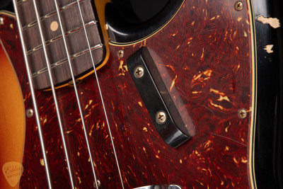 Fender Custom Shop LTD 1960 Jazz Bass Relic 3-Color Sunburst Bass Guitar