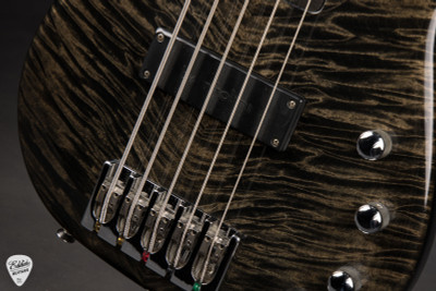 2003 – Modulus Quantum Wide 5 SS Bass Guitar in Trans Black