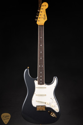 Fender Custom Shop LTD 1965 Stratocaster Deluxe Closet Classic Charcoal Frost Metallic Electric Guitar