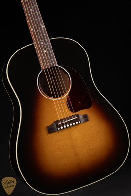 Gibson J-45 Standard Vintage Sunburst acoustic guitar