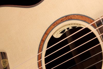Furch Red Pure OMc Anthem - Alpine Spruce & Cocobolo