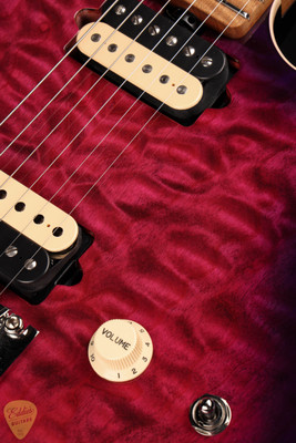 Ernie Ball Music Man Axis - Olallieberry Quilt