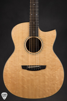 Goodall Concert Jumbo Cutaway - Bearclaw Sitka Spruce & Cocobolo