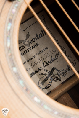 Goodall Concert Jumbo Cutaway - Bearclaw Sitka Spruce & Cocobolo