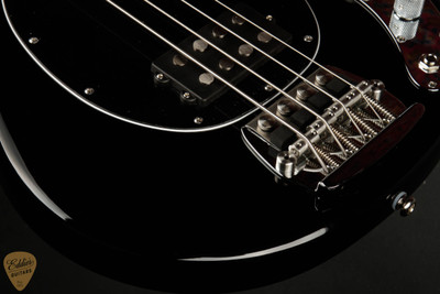 Ernie Ball Music Man Retro 70's StingRay - Black