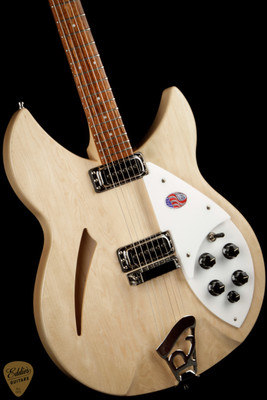 Rickenbacker 330 - Maple Glo #2406734