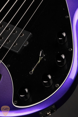 Ernie Ball Music Man StingRay 5 Special H - Grape Crush